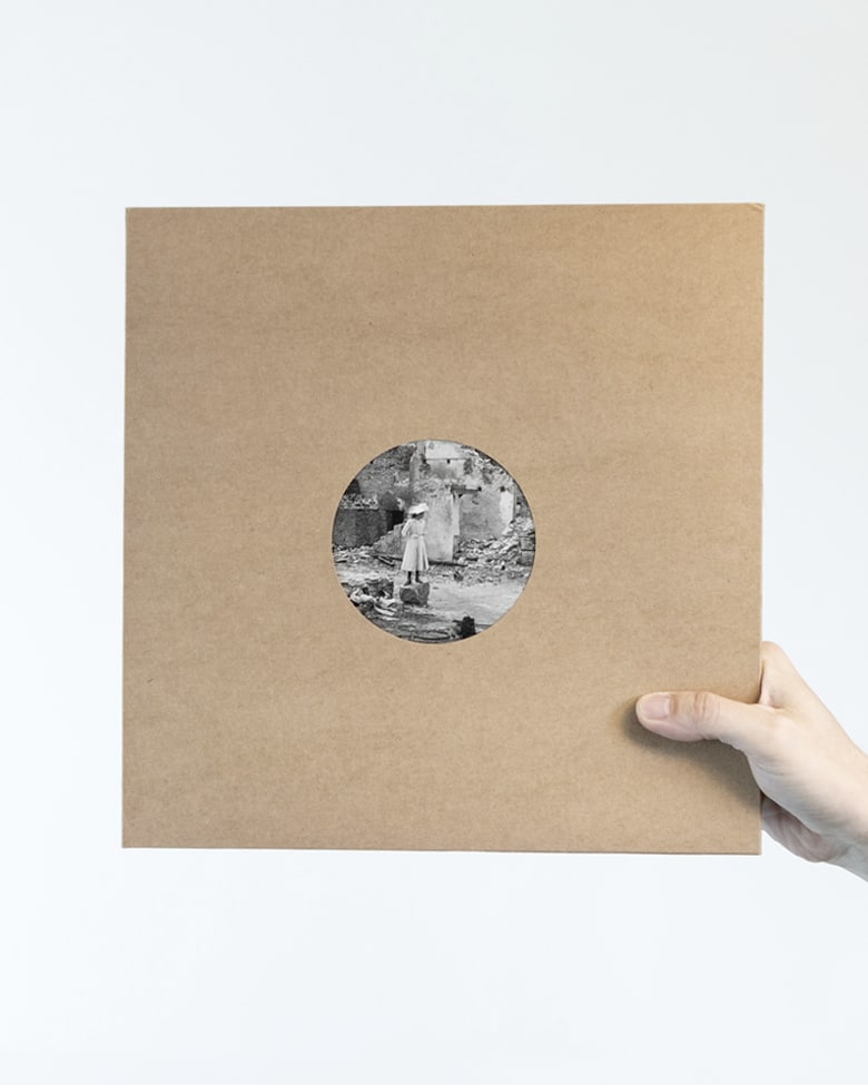 blackprint edition - karo edition Nr.022, antique stereoview photography on glass - a young girl in the middle of ruins